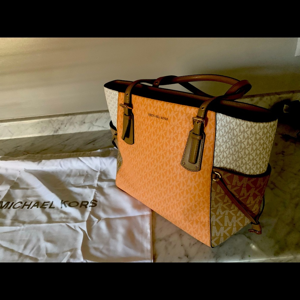 Micheal Kors Shoulder Bag, Full Size, Couple of Months Old